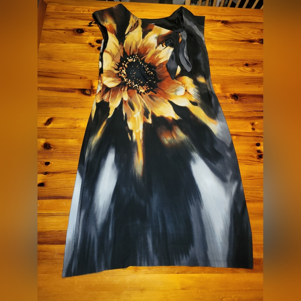 St Tropez West Sunflower Dress Size 8